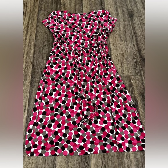 Motherhood Maternity Polka Dot Dress Size Small, Short Sleeve - Picture 9 of 9
